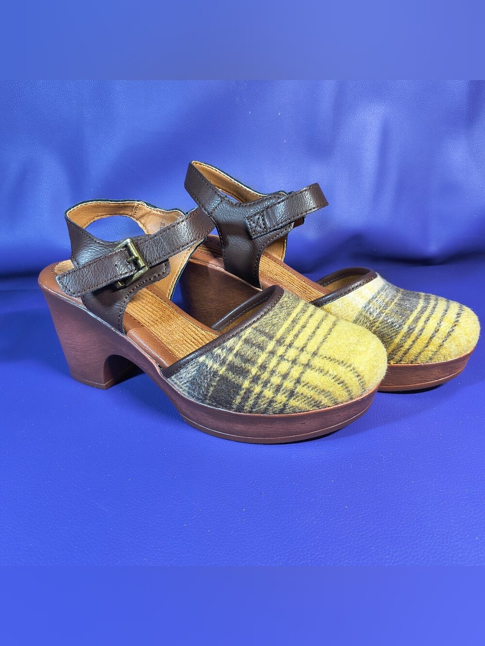 Womens B.O.C. Faux Fur Lined Vegan Leather Clog Heels Sz 7